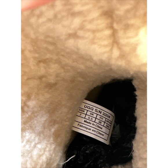 Y2K UGG Boots Lynnea Womens Sz 7 Fold Over Tan Suede Shearling Lined Clogs 3204 - Picture 6 of 9